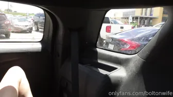 boltonwife tasty babe fucks both holes