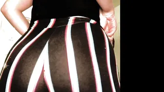 babyjade13 the charming slut fucks her pussy with a phallus