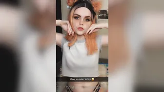 babyjade13 exquisite slut shows juicy ass