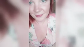 u black-haired bitch passionately masturbates cunt