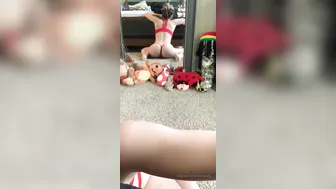 calliemurphy naughty bitch massages juicy holes