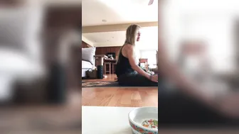 xnicoleanistonx blonde chick relish fucks the cap