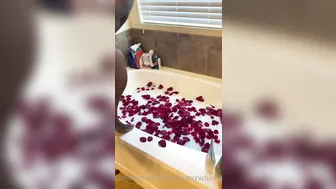 zmeenaorrxclusive Sexy chick