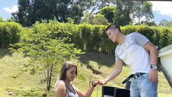 aprilvixen big breasted model will excite anyone with her bust