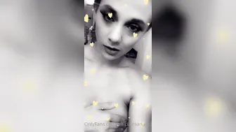 officialmariajade Decent kral