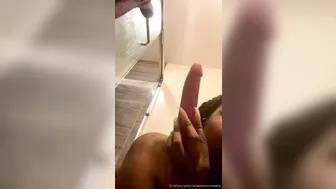 zmeenaorrxclusive gorgeous big tit blonde
