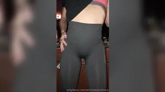xnicoleanistonx sexual activity