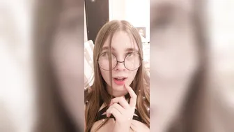 lucylaistner wonderful bitch jerking on webcam