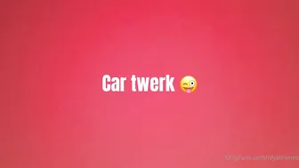 niyahreneenudes Sexy brunette