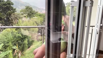 morelucyming in black stockings jerks off