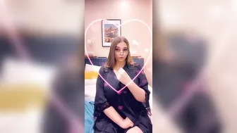lucylaistner sexually jerking pussy