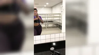 priya y jumps on a toy and cums