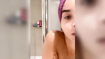 priya y amazing slut is hot fucking her holes