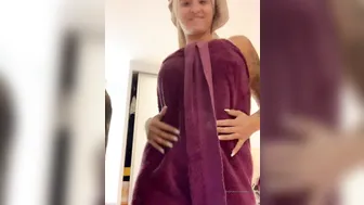 priya y expressive beauty gets sexuality