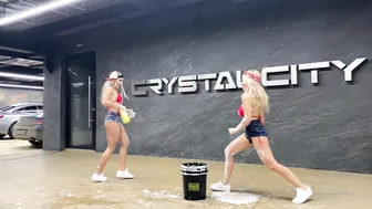 o92oo Chicks with big ass