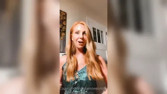 mrsrobinsonxo black-haired young lady in stockings masturbates her shaved pussy