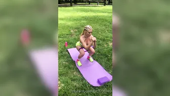 o92oo appetizing pussy posing in some stockings