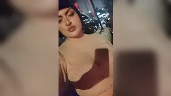 mistressvixenn juicy mom shakes her ass