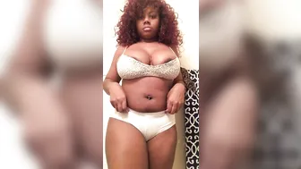 moniquebrownie mature slut gets naked on camera