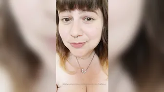 mistybbw hot chick caresses big ass