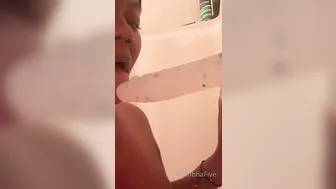 moniquebrownie amazing chicks and have fun with sex toys