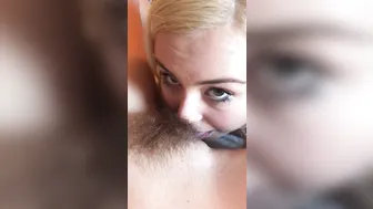 mindimink mature confused jerks off shaggy pussy