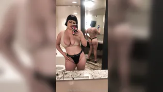 mistressvixenn Chicks with big ass