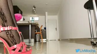 liv4love sexually doing cleaning