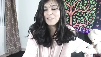 doubedeesarai A bitch with tattoos flaunts her body