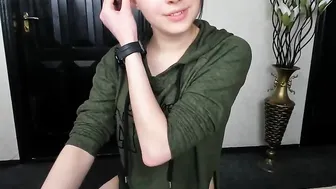 melaniswan Blissful Curvy squeezes vagina