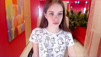 amberroseblush Young nipple caresses breasts