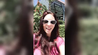 mindimink cute wench pulls vagina with phallus