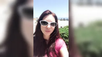 mindimink cute wench pulls vagina with phallus