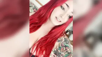 mamaplugs gripping nipple masturbates wet wrap
