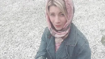 katy black-haired confused - having fun in fries