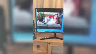 mamaplugs spectacled slut fucked by sex toys