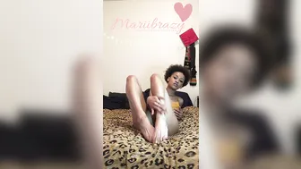 marilovee fucks herself hard