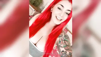 mamaplugs attractive pussy spectacularly fucks ass