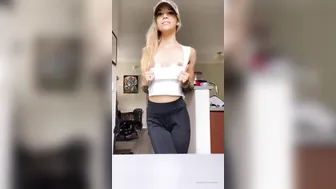 kaylynnkay wonderful quinit pushes fingers