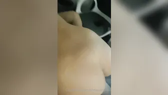 lindarainbow naughty prankster kneads both holes