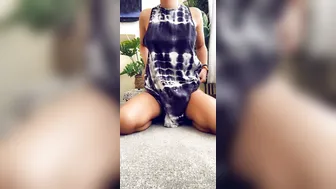 hempresskc ardent slut seduces with a huge ass