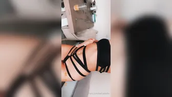 hempresskc bbw fondles her cunt and nipples
