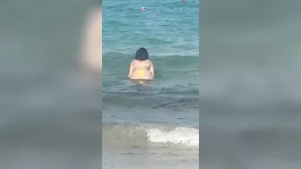 jewelsval babe undressed and started jerking off