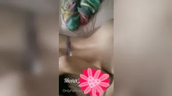 empressmonaa slutty confidant gently masturbates pussy