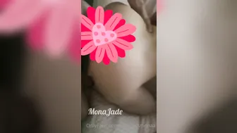 empressmonaa slutty confidant gently masturbates pussy