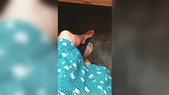 hempresskc wonderful woman gently pulls pussy