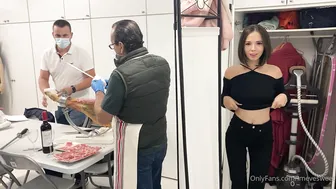 imevesweet naughty  girl  fingering vagina in the shower