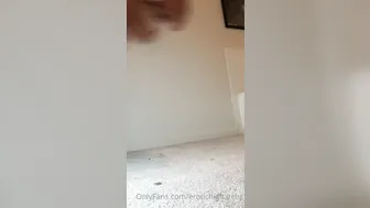 erotichigharchs luxurious swell shows off her breasts