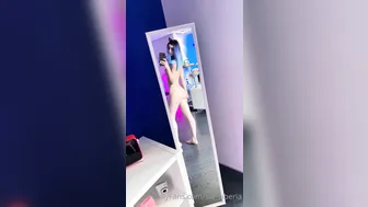 Sia Siberia openwork swell fucks tight anus