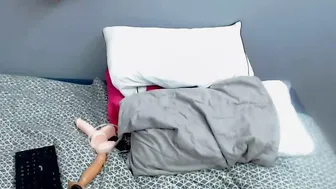 caroliine_ shy doll fucks pussy with dildos